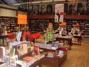 Récsei Center Líra Könyváruház Récsei Center Líra Könyváruház